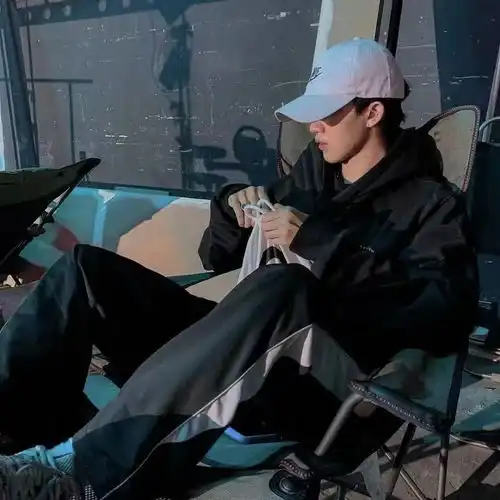 外文山河倾高音质在线试听外文歌词歌曲下载酷狗音乐