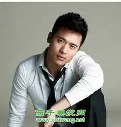 好看男士短发型设计图片9