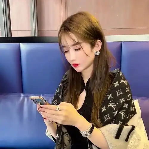 男女两人相亲,男孩白白占便宜,阿姨的招数属实高