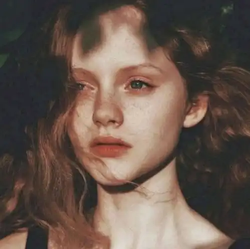 女生脸上有这3个特点,放弃刘海会更美,异性缘根本拦不住