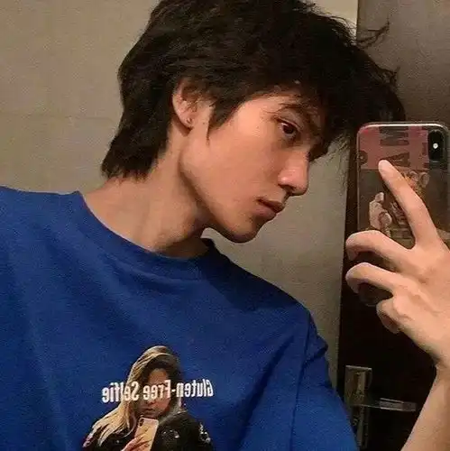 男生头像我知道你会来,所以我等腾讯新闻