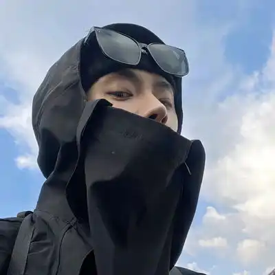 2023最新拽拽的黑衣少年男生头像