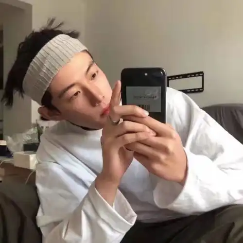 优质头像风格男头那天早上的雾散了,不止早上,不止雾腾讯新闻