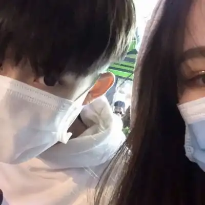 仙气十足的情侣头像子妤.