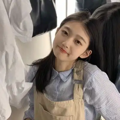 清纯型系的干净女生头像,高质量女头像ins真人