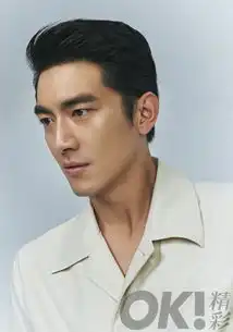 林更新露额头演绎忧郁型男图