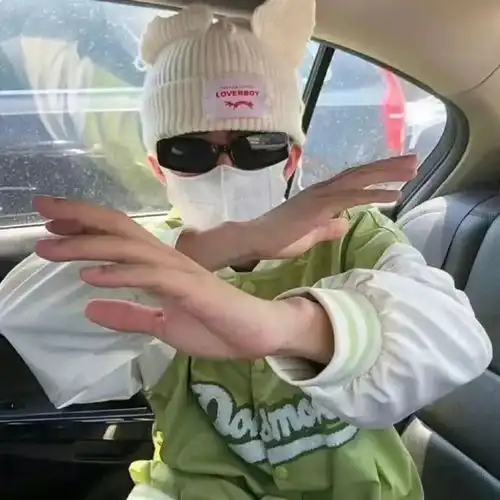 2023高清街头帅气潇洒男生头像