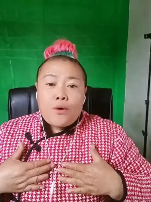 普通男人物随拍普通女特效拍摄