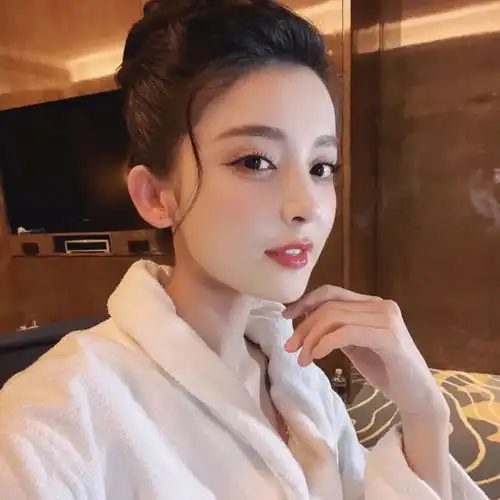 大鼻子男星,黄晓明ab,杨幂,古力娜扎,大曲线和前夫,摔跤模特赵丽颖网易订阅