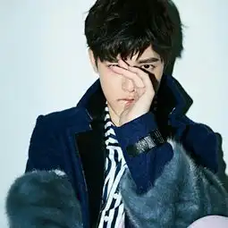 男生超拽霸气头像2018最新最贱不过感情最凉不过人心