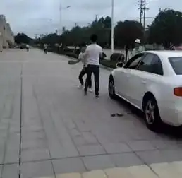 江西抚州一男子套牌被抓,然后居然做出这种事......