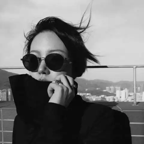 抖音上霸气的句子依赖别人是这世界上最没有安全感的事