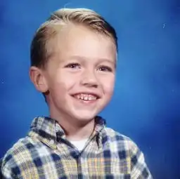 19岁超人气男模晋升为超级奶爸,ins上除了秀肌肉秀颜值就剩秀娃了