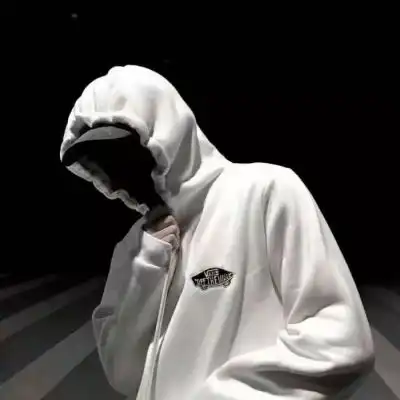 夕白丨没办法在一起的人,就是错的男生头像我要个性网