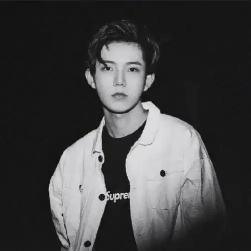 什锦头像花花世界静守己心