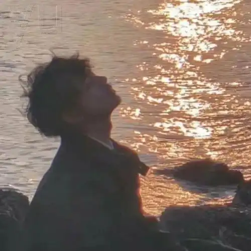 安排分享一波自由感大男主头像合集