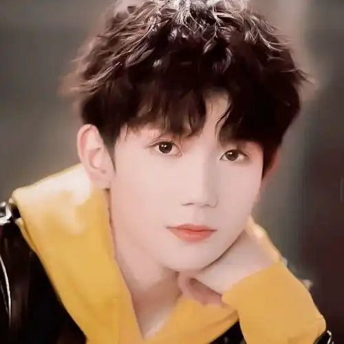 头像王源好帅呀