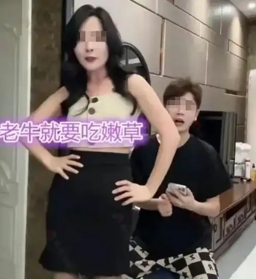 山东00后男子管80后女友叫阿姨,女子这臭弟弟,你得叫我姐姐