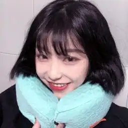 温暖阳光的女生经典个性诗意头像