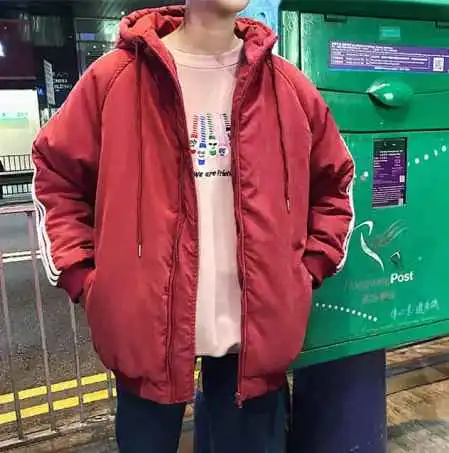 男粉色卫衣配什么外套粉色也可以是男生的专属色