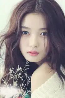 爆火美少女漫画家从脸到腿都是照着漫画女主角整出来的吧