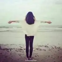 面朝大海背影女生头像微信头像图片大全