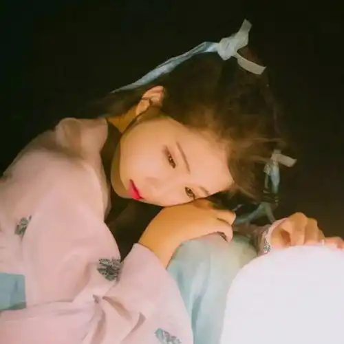 闺蜜头像丨幸福有一千种,痛苦就会有一千种