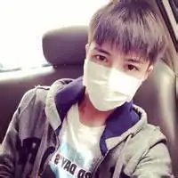 求戴口罩男生头像