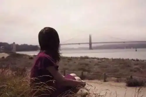 心情不好的伤感图片说说,句句戳心