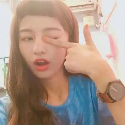 蓝色系网红女生头像大全高清不愿别打扰又渴望被拥抱