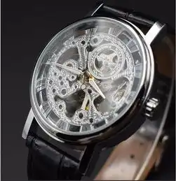 传统的手表已淘汰,18年流行这6款男士手表,霸气又有档次