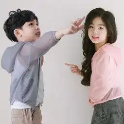 天气真的好热,孩子出门用不用穿防晒衣呢呢快来看一看吧