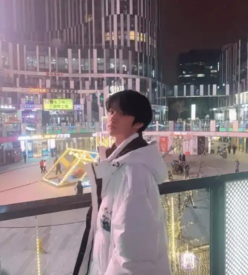 刘耀文的家中弟位,长再高也没用啊