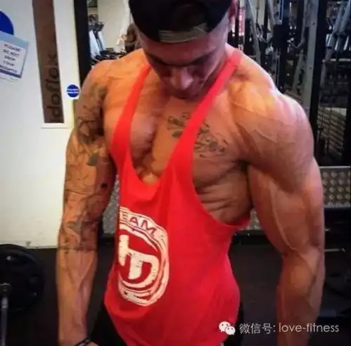 他28岁,体重180,用身体告诉你健身的男人究竟有多帅