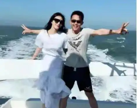 6个娶小媳妇的男星,娇妻各个迷人,最大相差37,最小差12岁