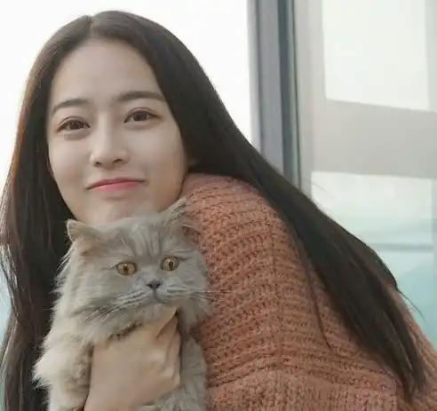 有的时候,你根本不知道跟你谈恋爱的人是个什么样子