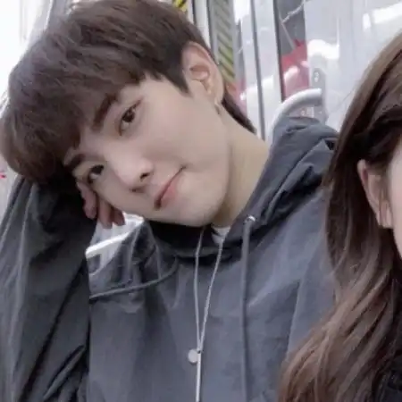 情侣头像真人唯美浪漫一对一生一世只爱你一个人