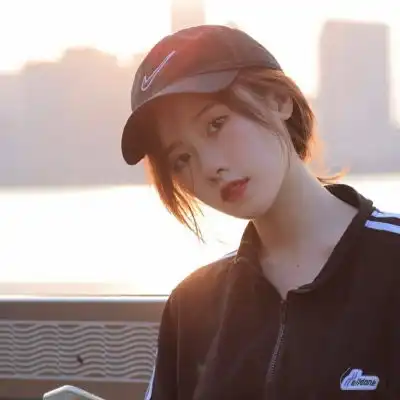 唯美真人女头,好看温柔的头像女生真人