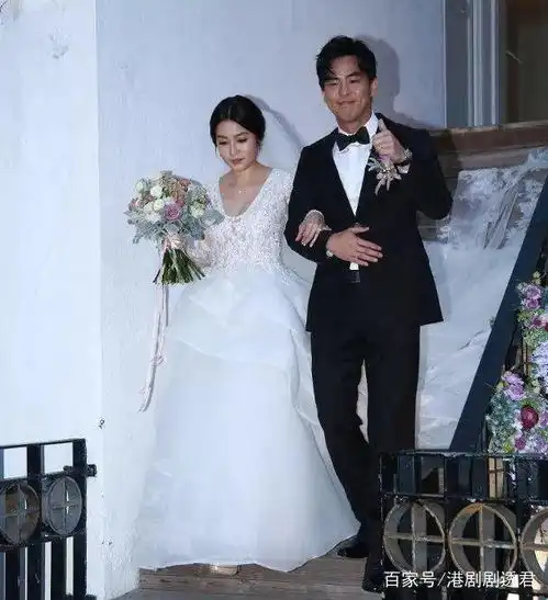 凭演反黑爆红38岁柯受良之子升级人夫老婆是相识多年同学