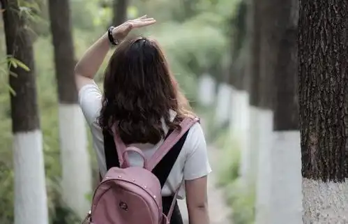 四川女孩24年没有户口,父亲索要6万,被曝光后事情有了结果