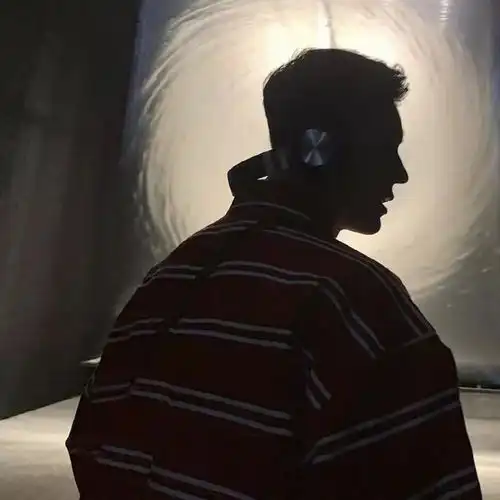 酷酷帅帅男生头像