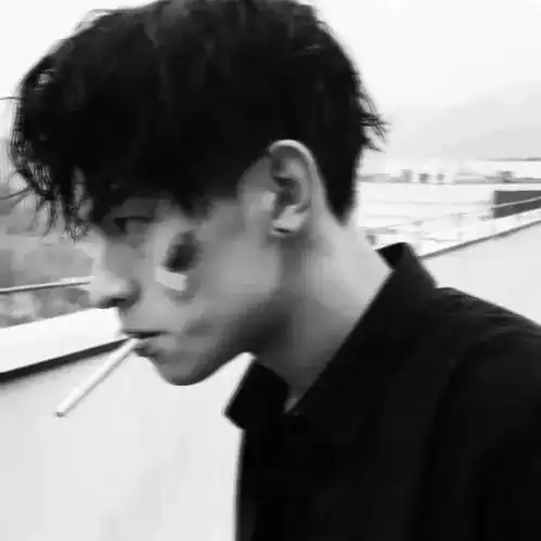 头像普普通通的撩妹小天才