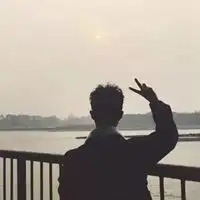 穿黑白衣服的情侣头像黑白色搭配情侣头像一组