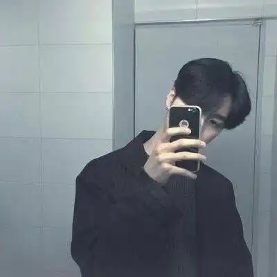 qq可爱头像男生小清新可爱爱而不得才是人生常态