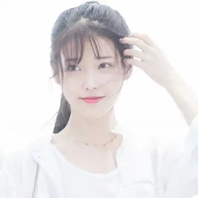 笑很甜的女生高清头像治愈系女生头像系列