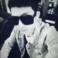 复古圆框墨镜男头像微信头像图片大全