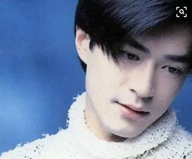 男星20岁时的照片,颜值逆天,最后一张一见误终身