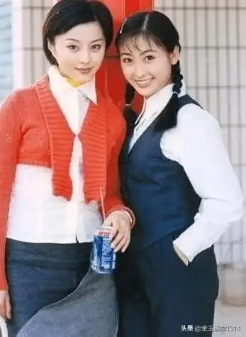 她是回族第一美女,却插足大25岁张铁林的婚姻,今成一家