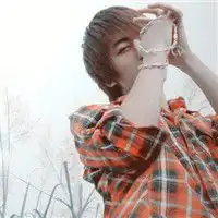 qq浪漫的情侣头像一男一女