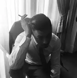 剪个头也要追潮流这些哥万年一个发型依然帅死